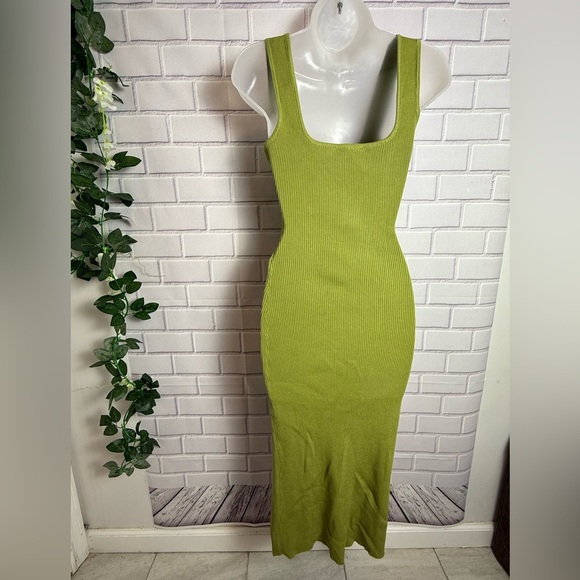 WINDSOR Elegant Green olive stretch Dress/size L - Picture 9 of 11